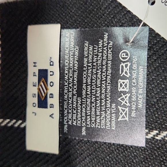 NEW Plaid Wool Blend Dress Scarf, Joseph Abboud - Picture 9 of 9